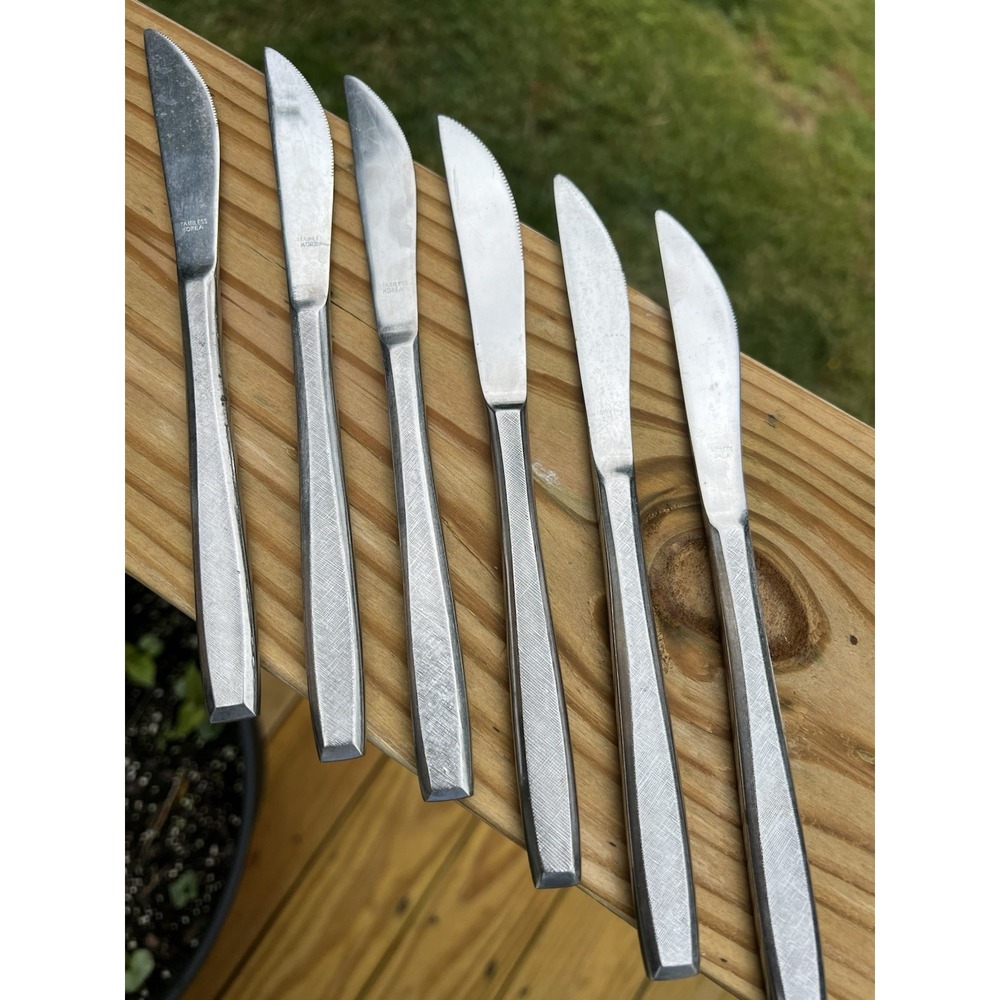 6 Vintage Dinner Knives Butter Knives Spreading Knives Unbranded STAINLESS